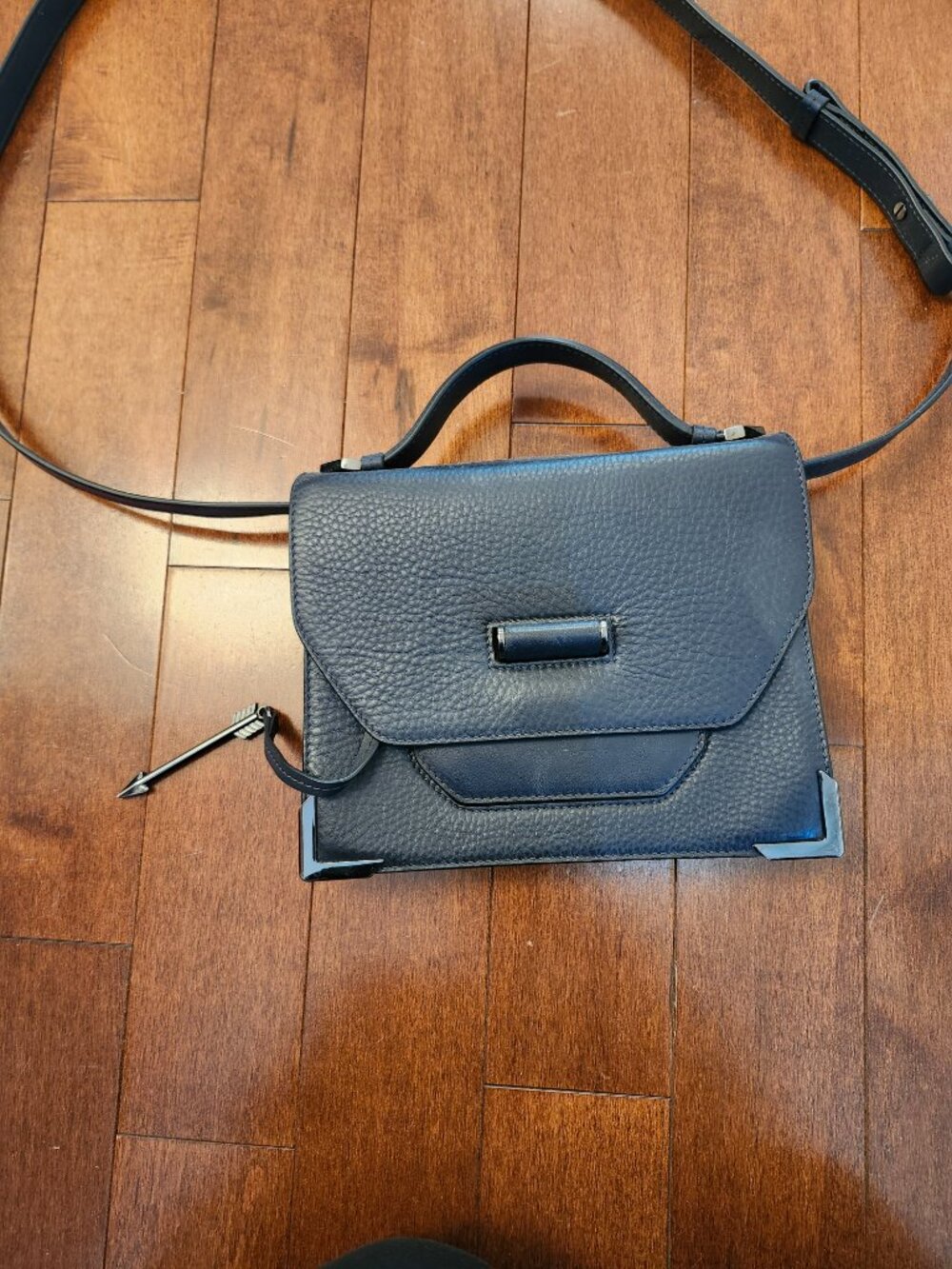 Mackage Rubie crossbody bag in dark blue leather - Picture 14 of 15